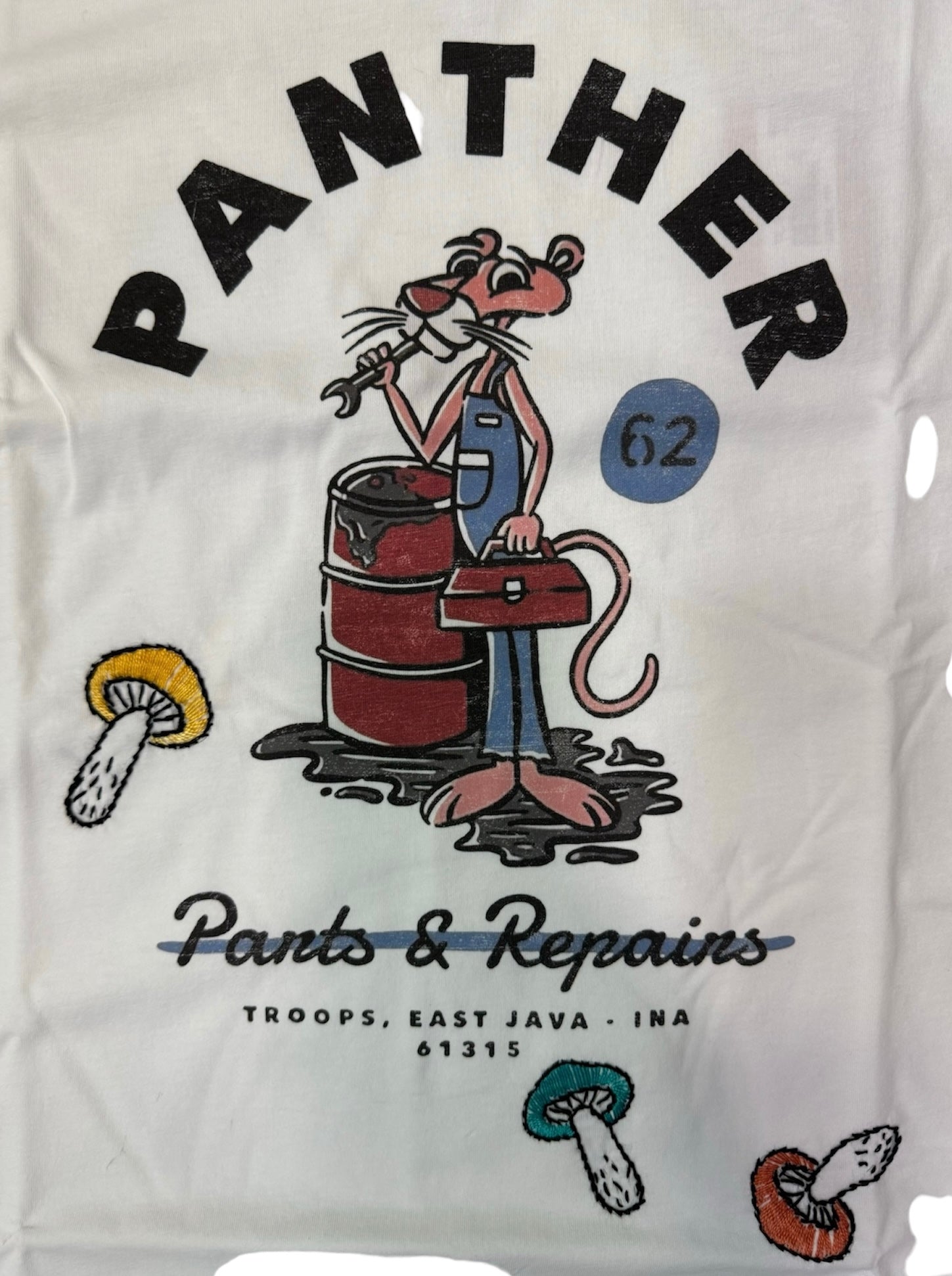 T-shirt BOB ricamata a mano