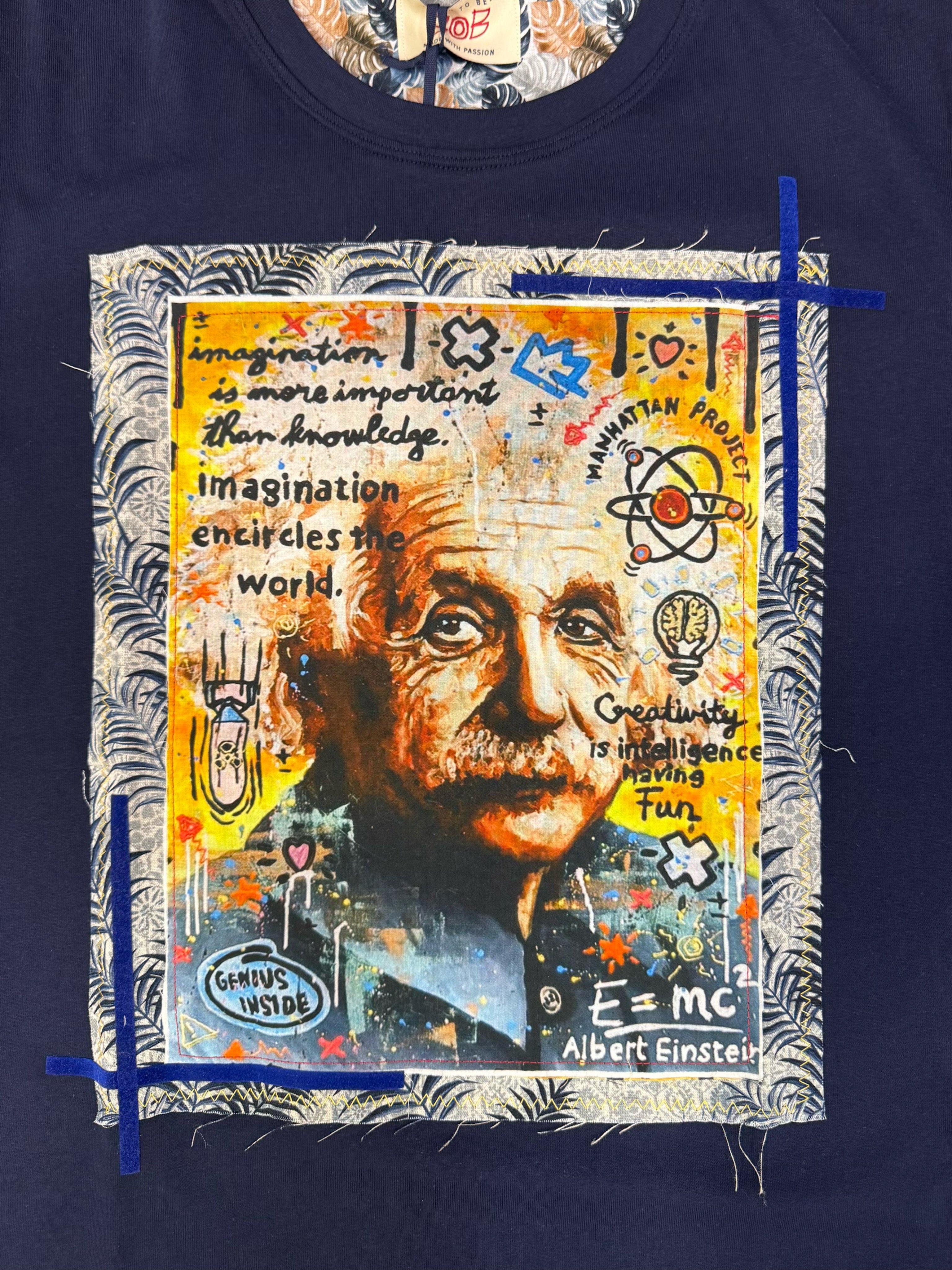 T-shirt BOB ricamata Einstein