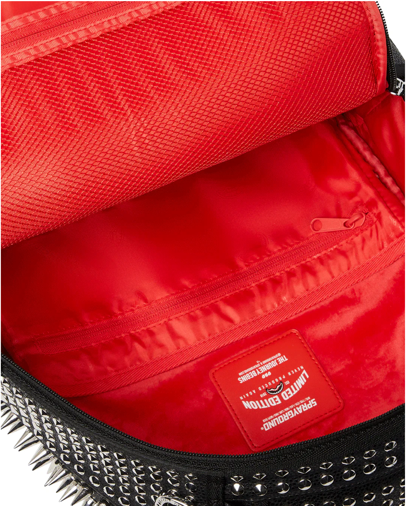 Zaino HEAVY METAL con BORCHIE 910B6214NSZ