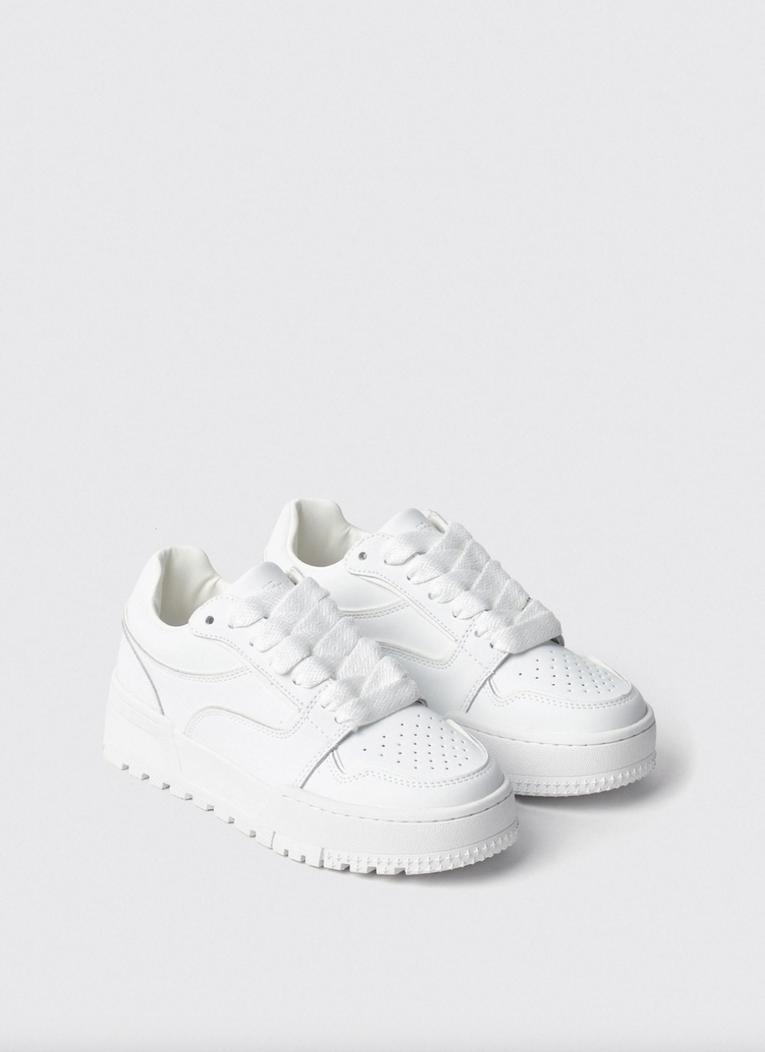 Sneakers GAELLE PARIS skaters