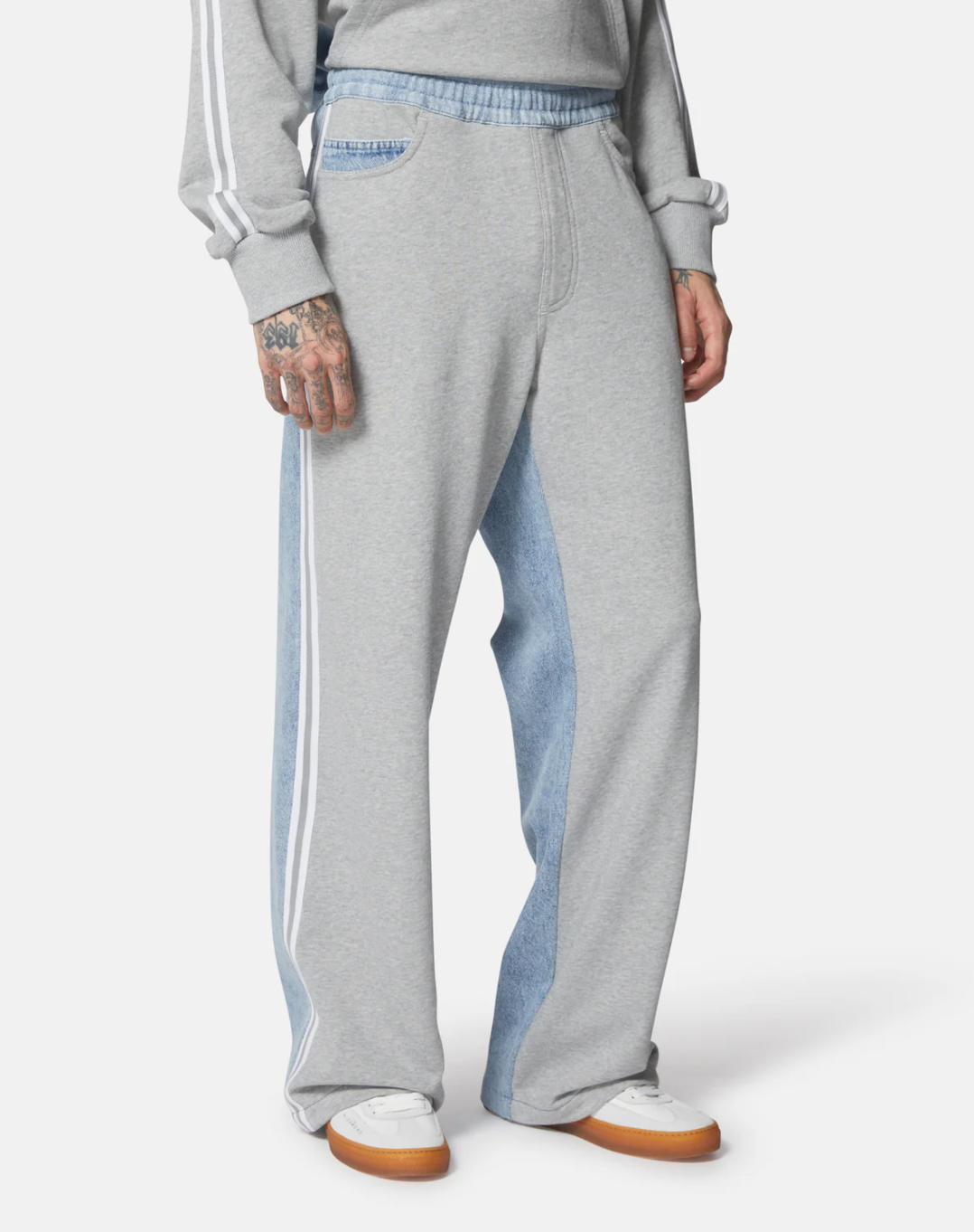 Pantaloni RICHMOND ampi tuta e denim