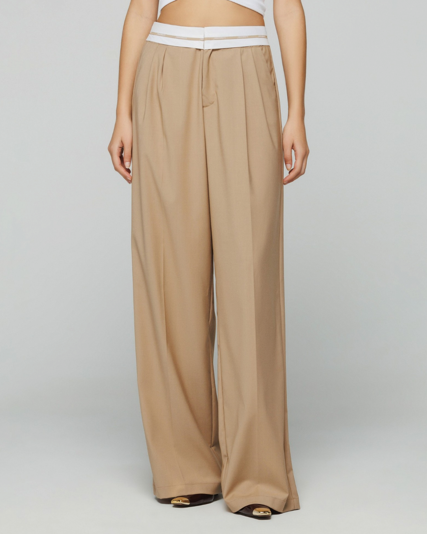 Pantalone dritto HINNOMINATE con cinto logato