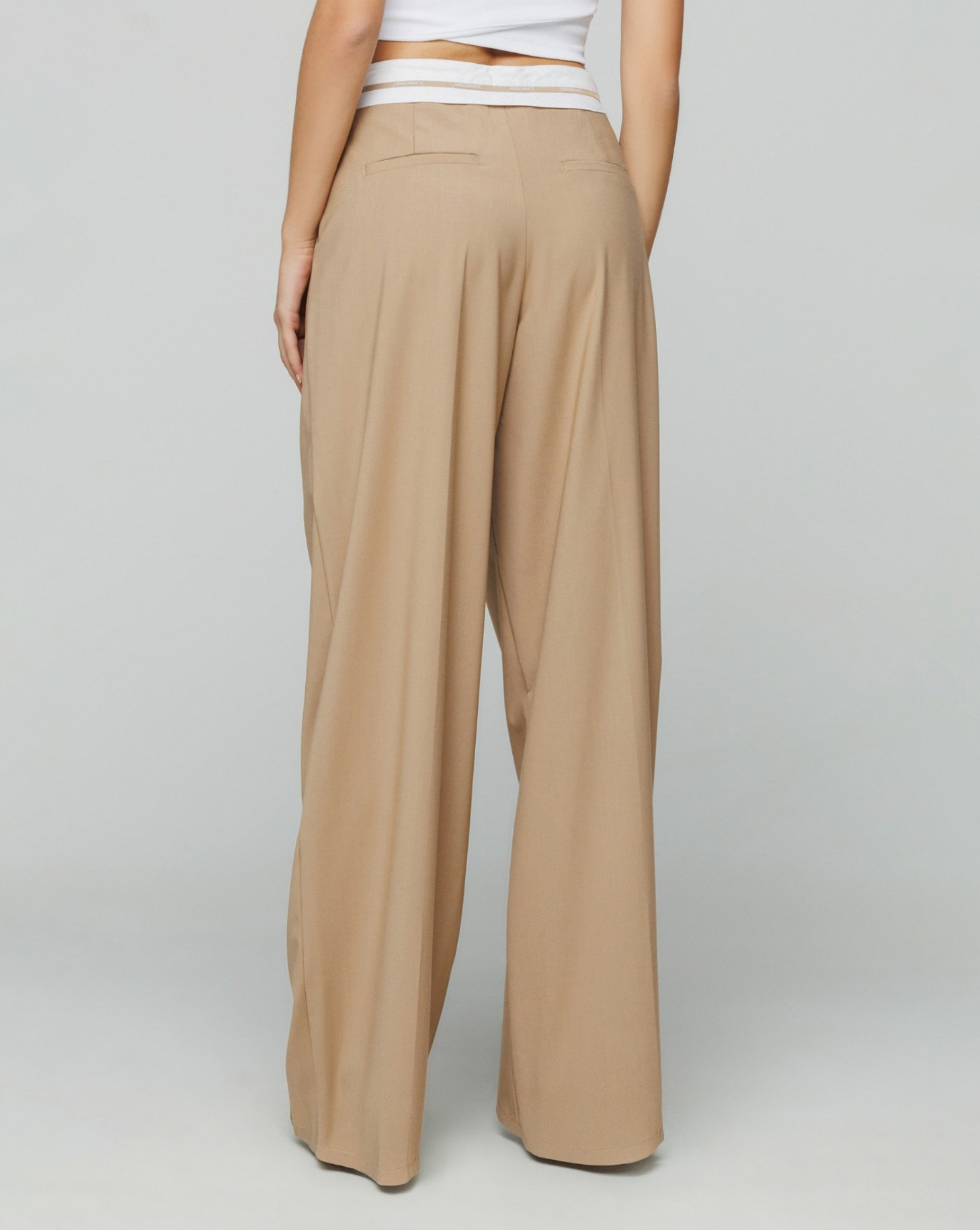 Pantalone dritto HINNOMINATE con cinto logato