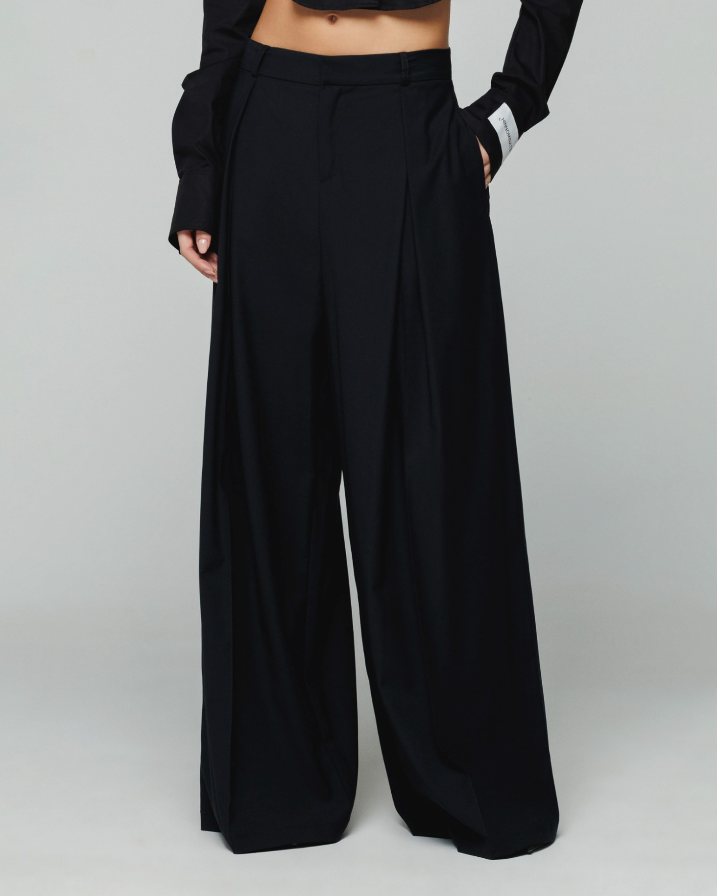 Pantalone over con pences HINNOMINATE