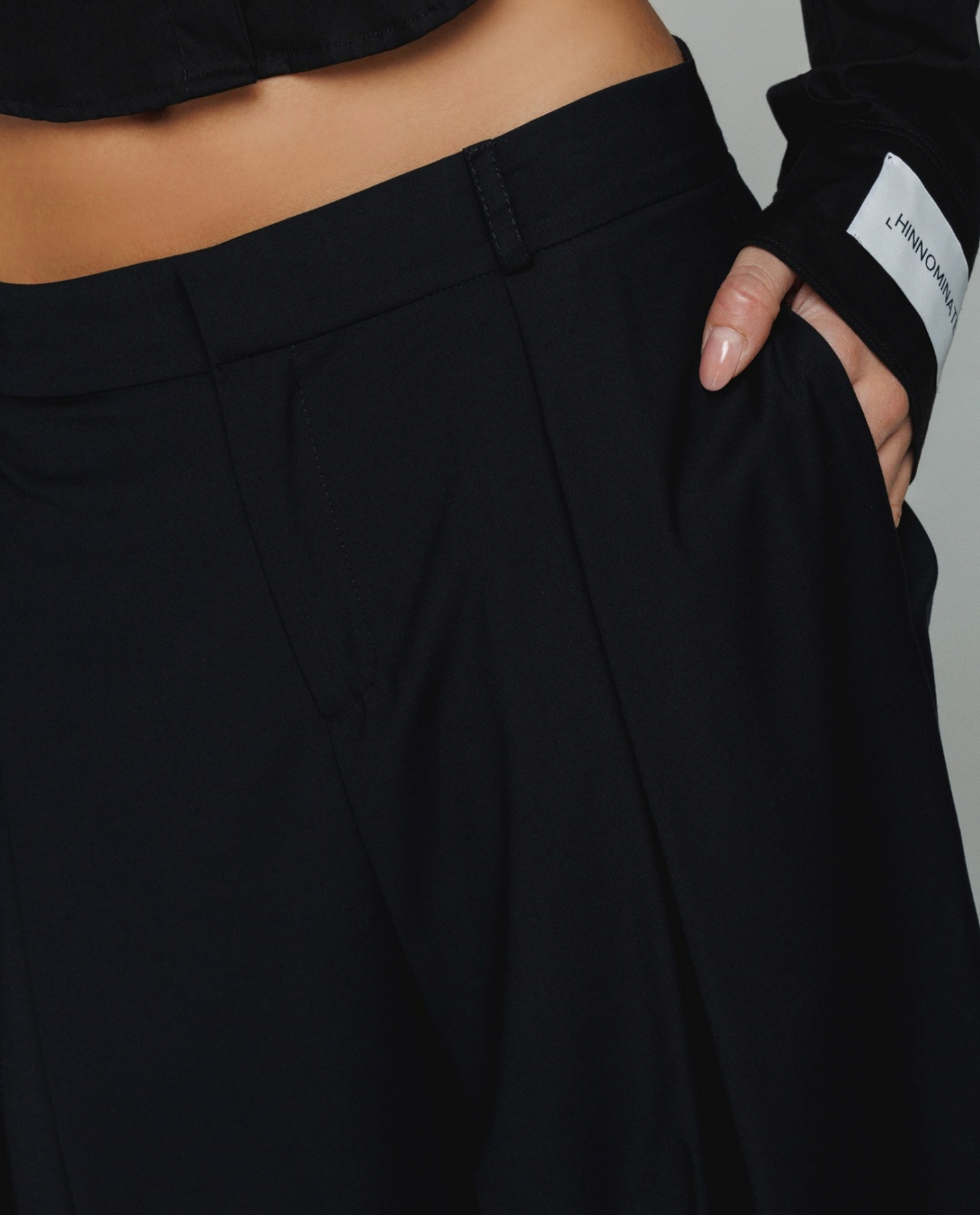 Pantalone over con pences HINNOMINATE