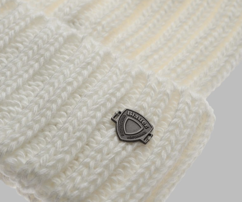 Cappello BLAUER con pon-pon