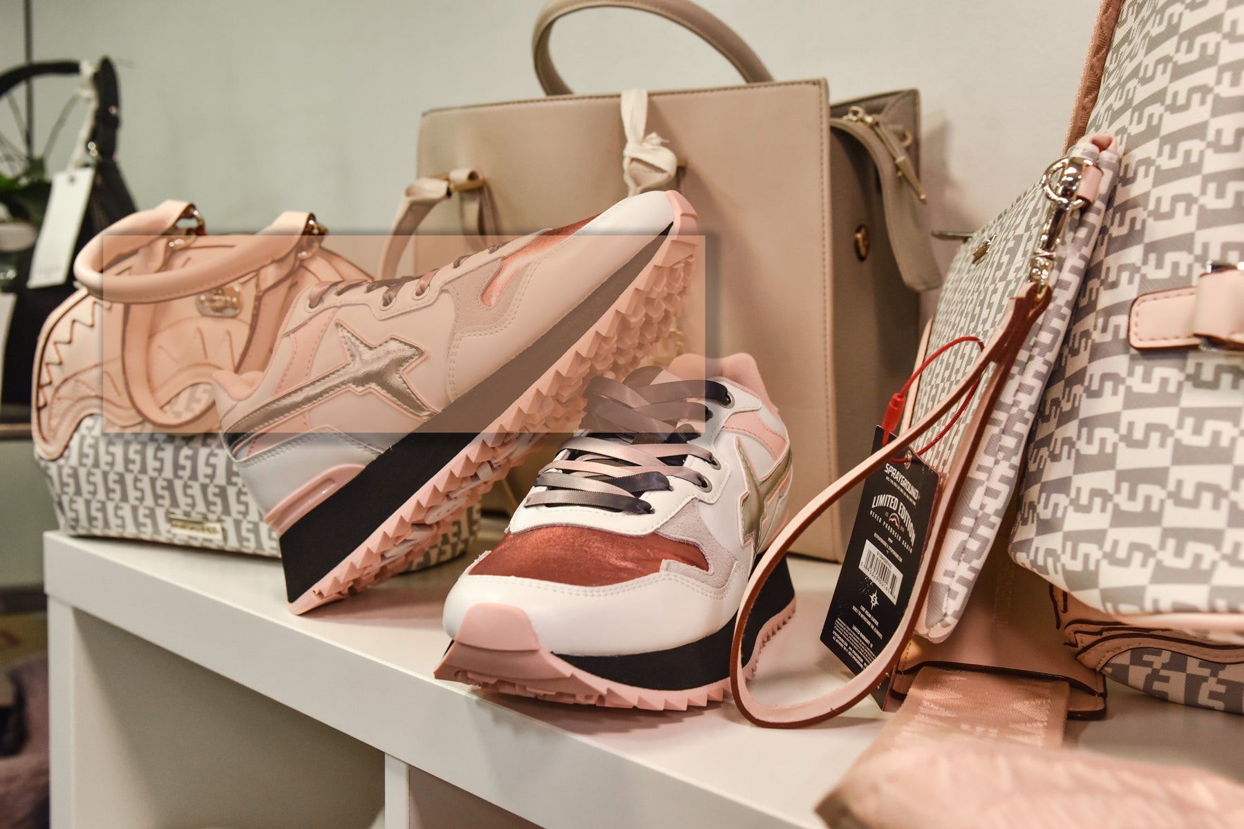 COLLEZIONE DONNA