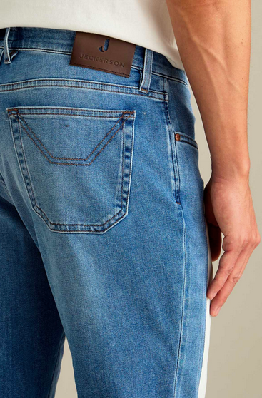 Jeans JECKERSON John Lavaggio Chiaro E Toppa Alcantara