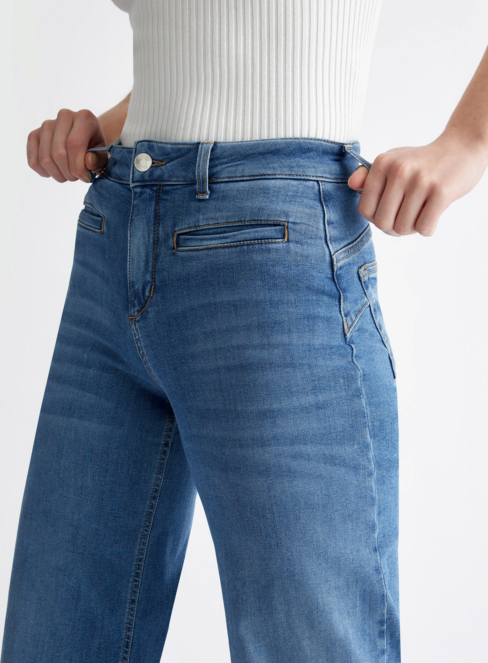 Jeans LIUJO flare bottom up