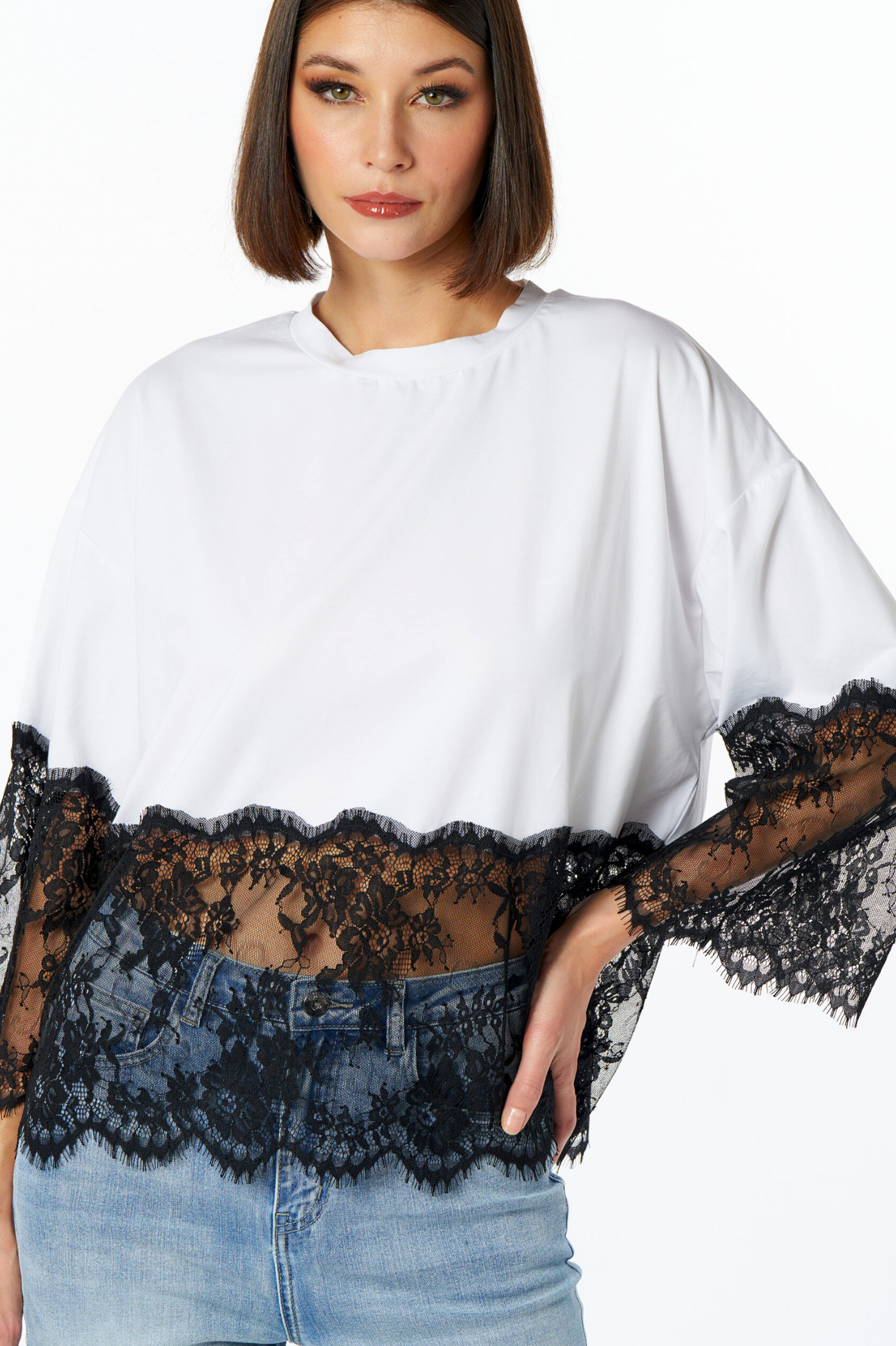 T-shirt NO SECRET over inserto pizzo