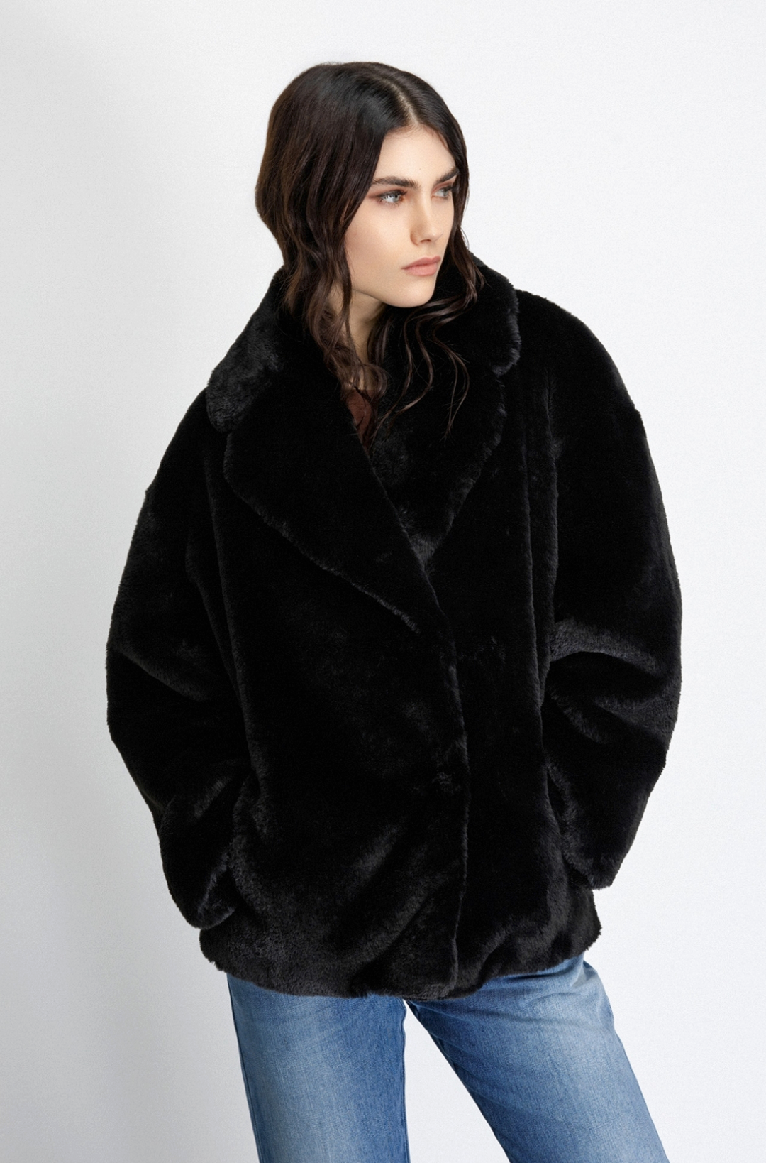 Pelliccia GAELLE PARIS Manica Lunga
