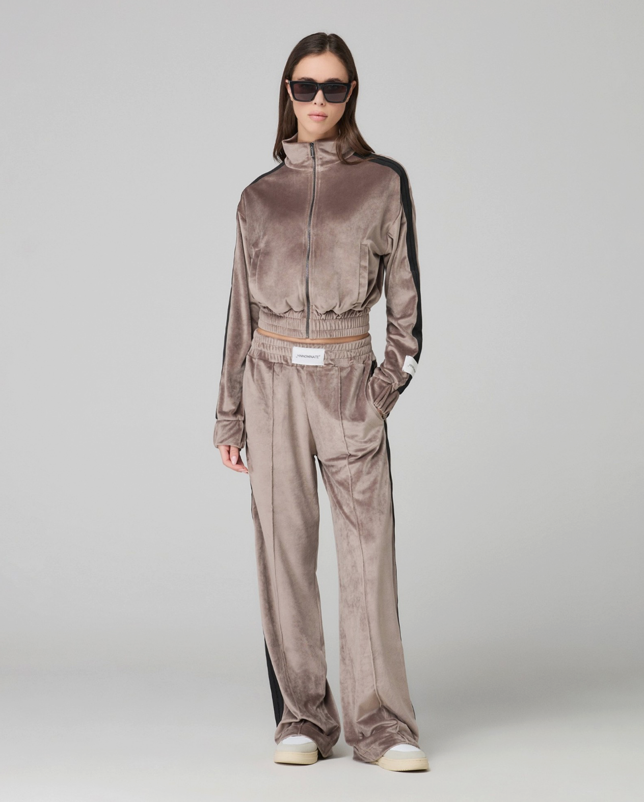 Pantalone HINNOMINATE Dritto In Ciniglia Con Banda In Lurex